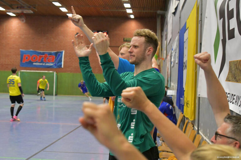 Tsv bonn handball 121371ec6560c 782c e673 0aa9 02d351f1e6ef