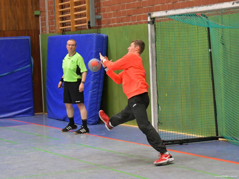Tsv bonn handball 1240563c96821 59a3 ff10 8d65 f96c9fef6eb2